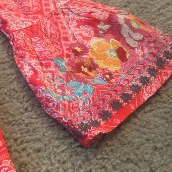 SAVANNA JANE BOHO EMBROIDERED TOP BELL SLEEVES RAYON V NECK SMALL ALL SEASONS - Picture 5 of 14